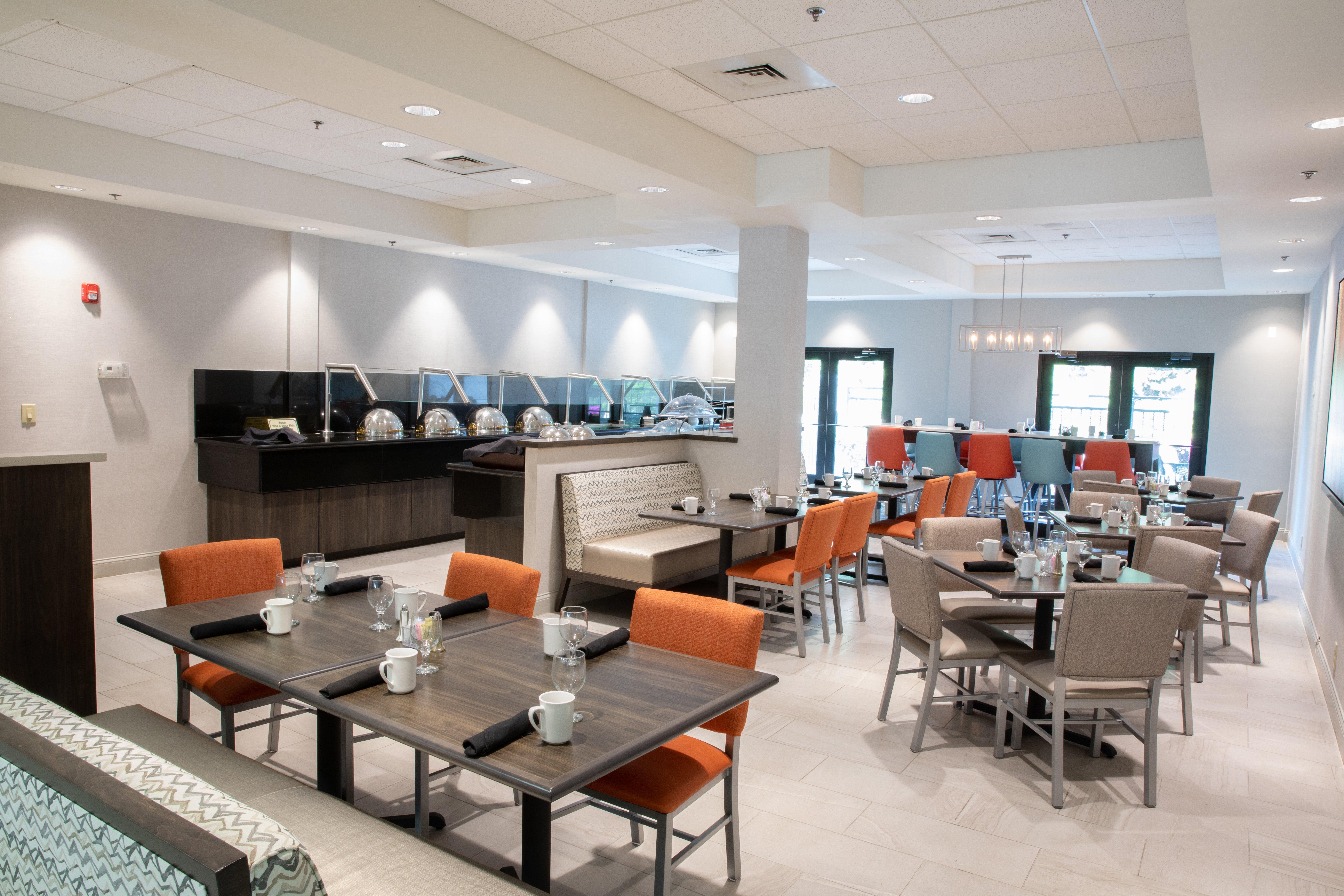 Holiday Inn & Suites Raleigh Cary By Ihg Bagian luar foto