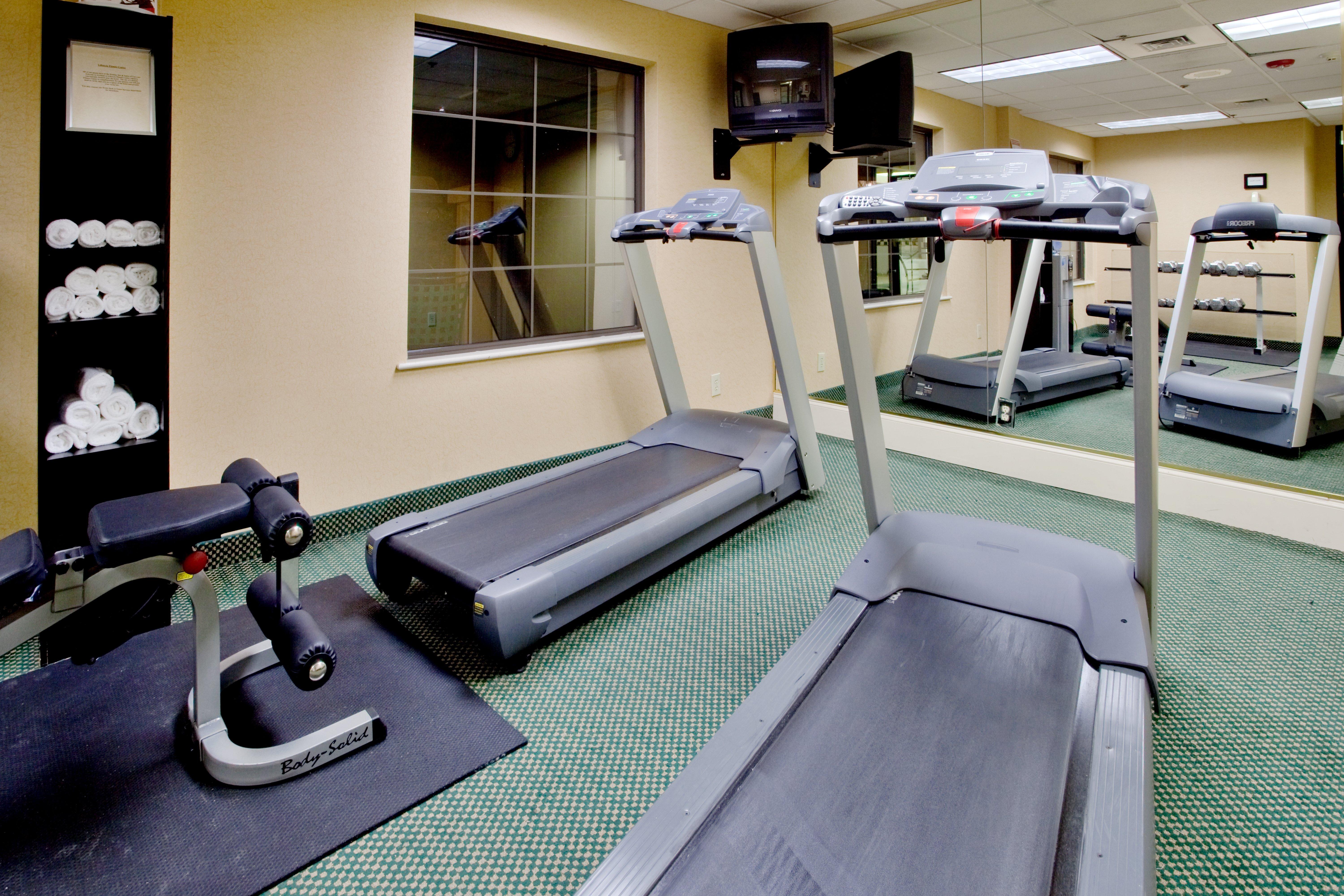 Holiday Inn & Suites Raleigh Cary By Ihg Bagian luar foto