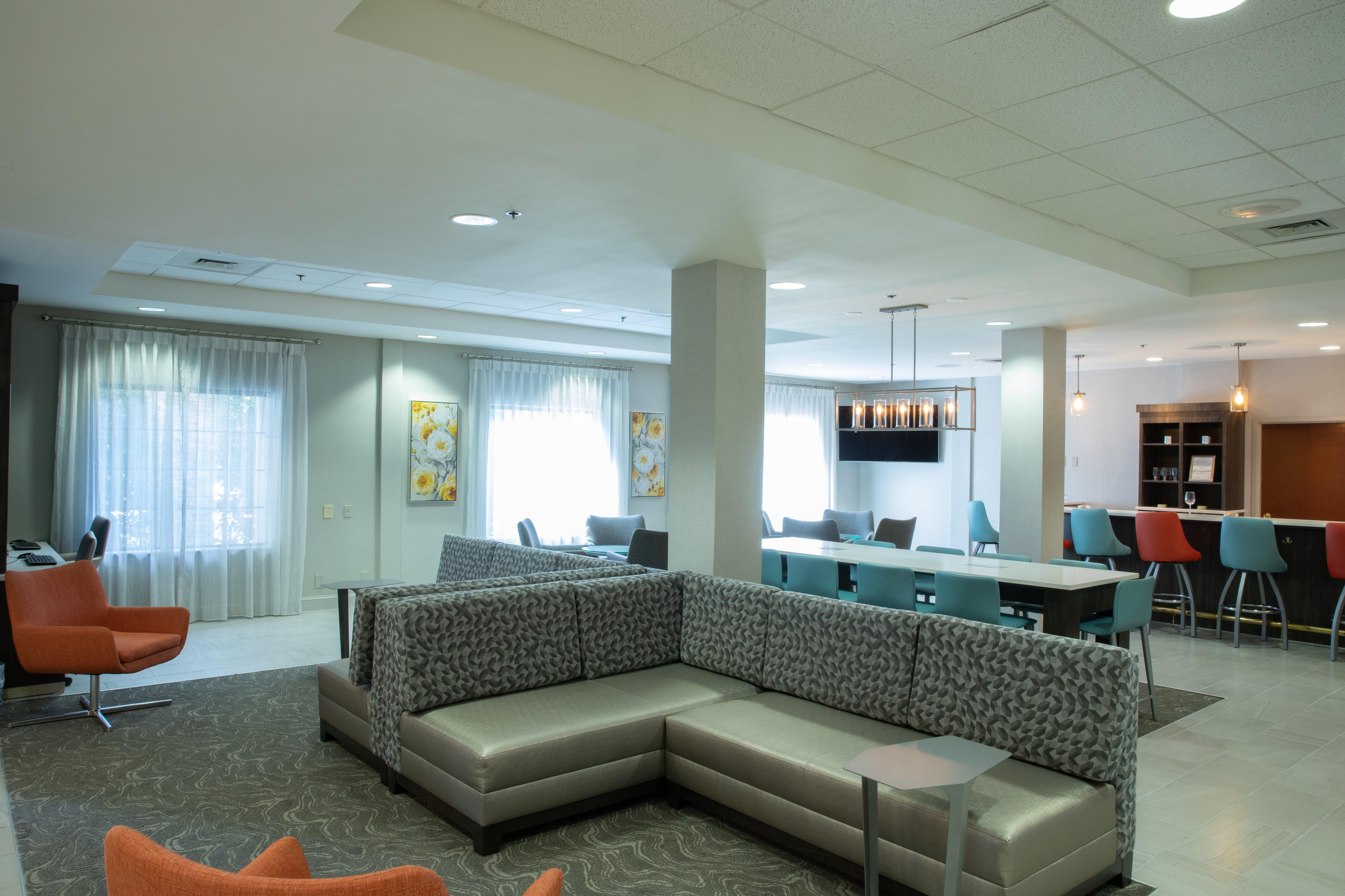Holiday Inn & Suites Raleigh Cary By Ihg Bagian luar foto