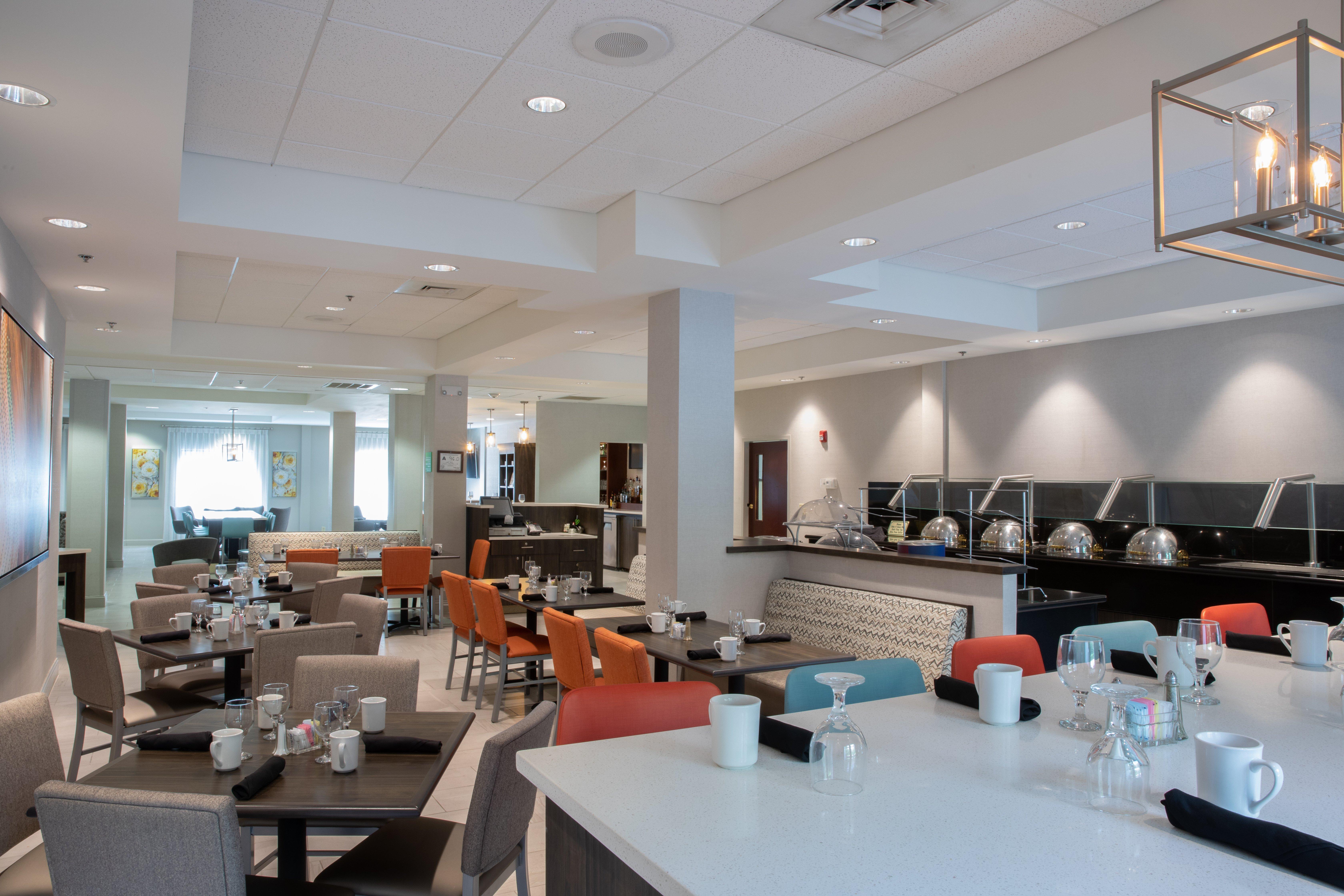 Holiday Inn & Suites Raleigh Cary By Ihg Bagian luar foto