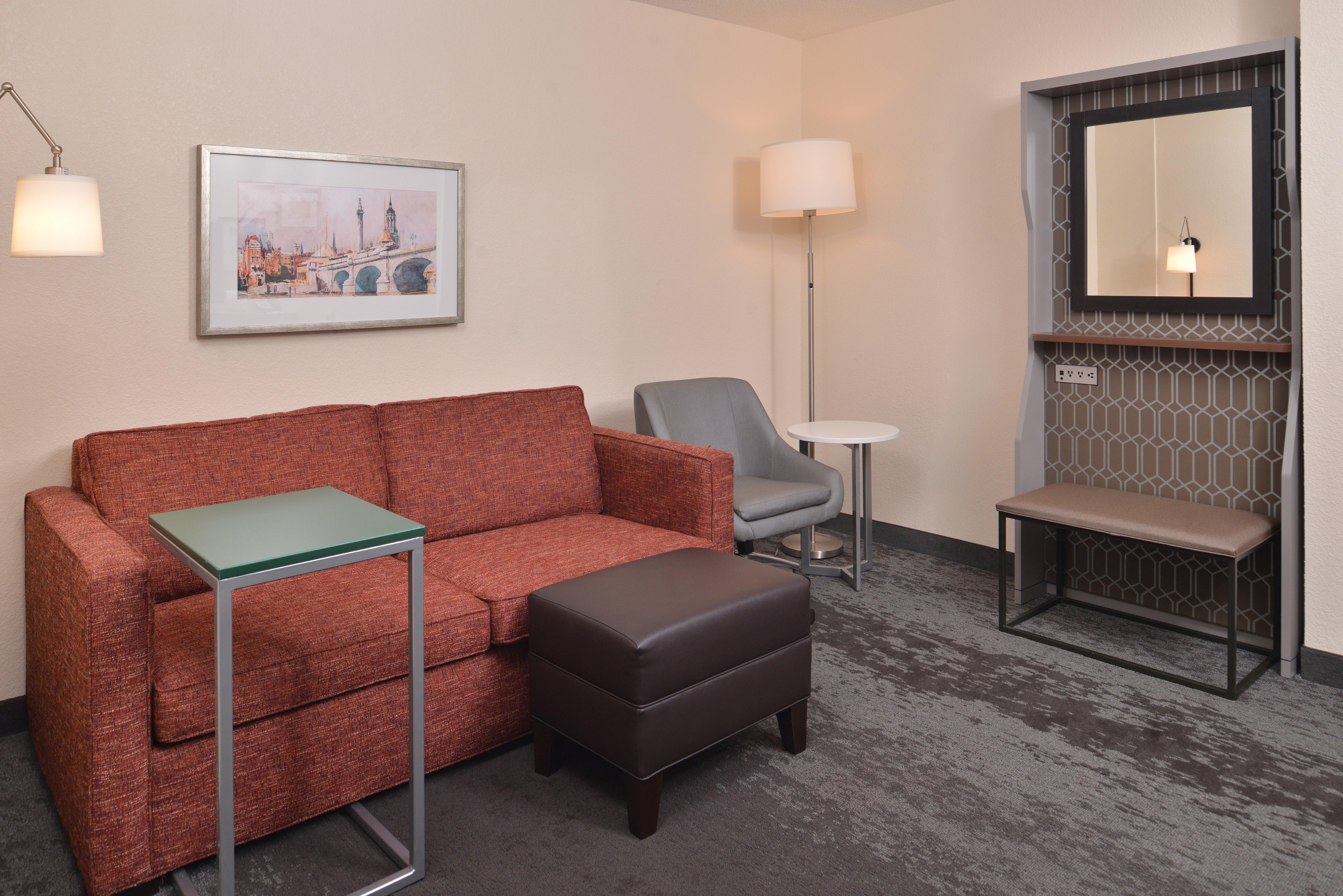 Holiday Inn & Suites Raleigh Cary By Ihg Bagian luar foto
