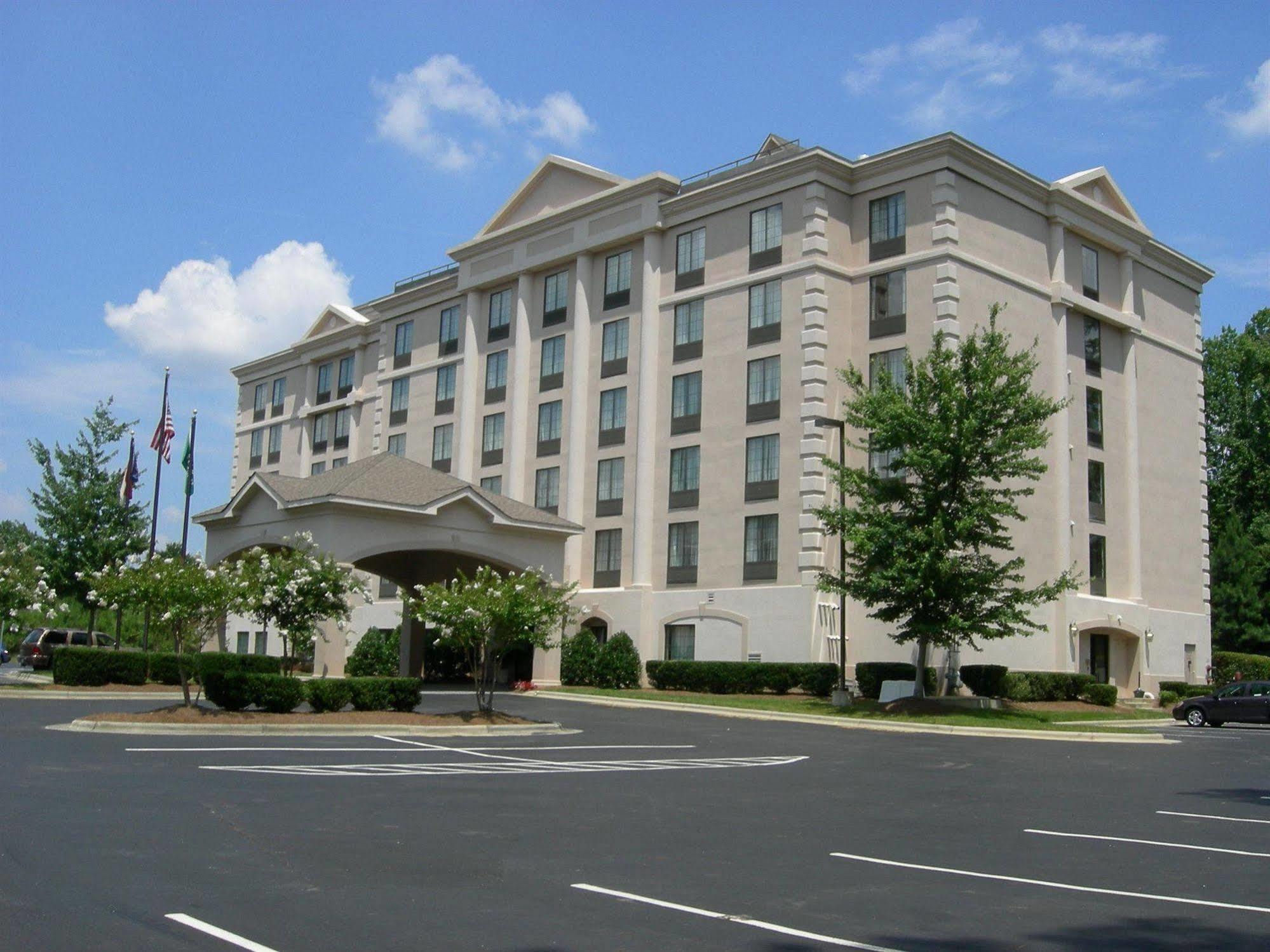 Holiday Inn & Suites Raleigh Cary By Ihg Bagian luar foto